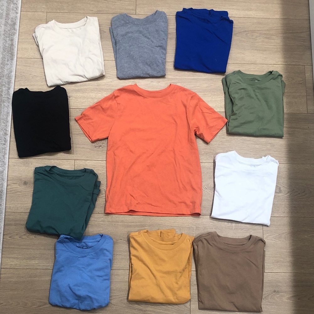 Boys Size S (6-7) Colorful T-Shirt Collection